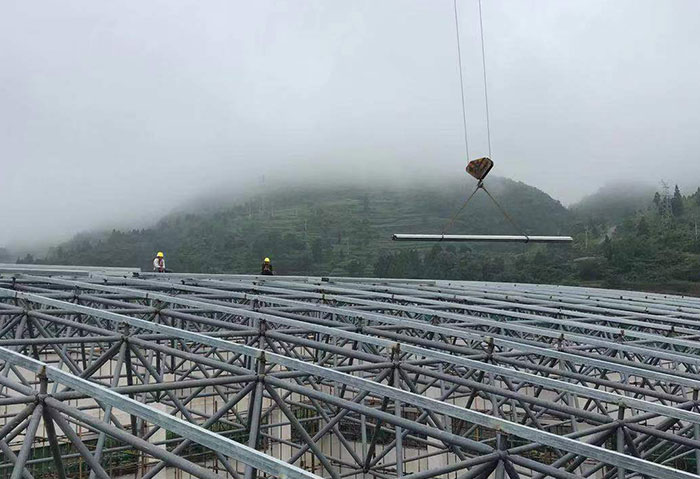 天门网架施工
