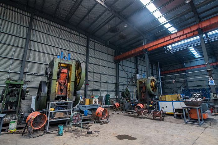 天门网架配件-锥头加工车间